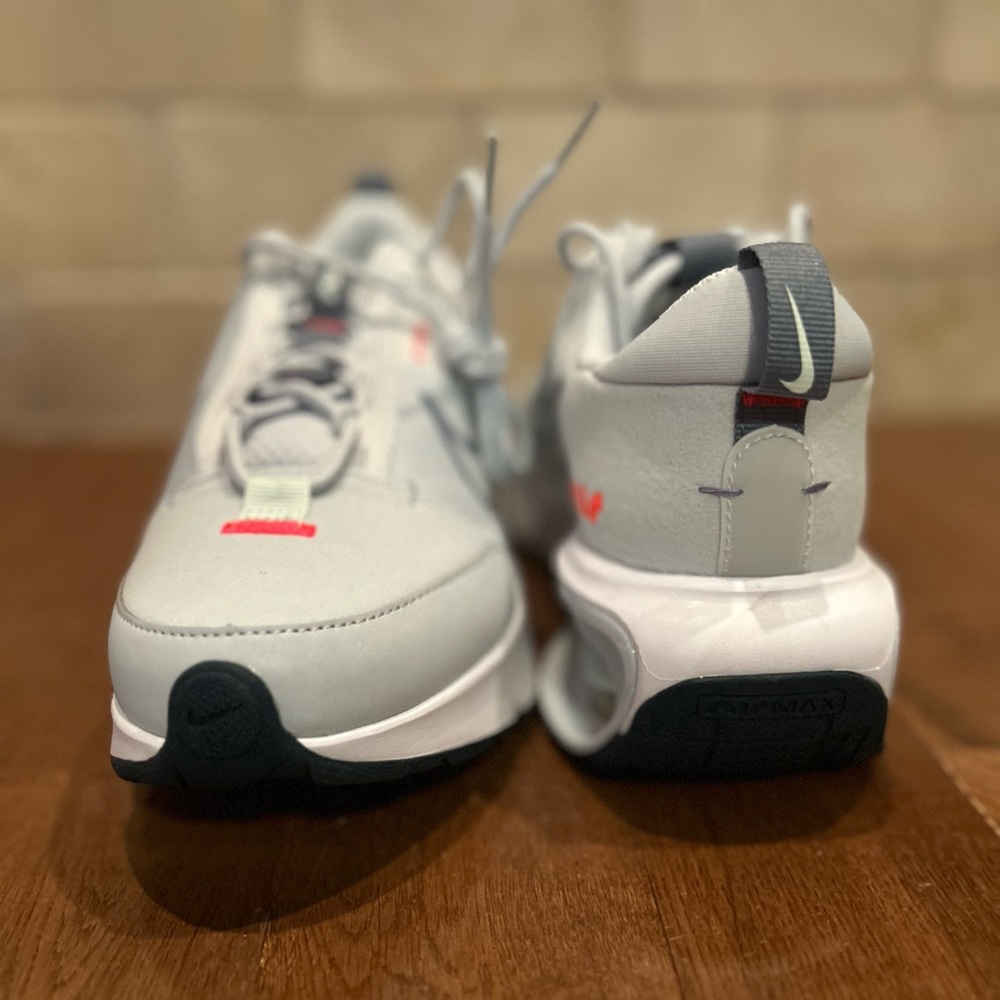 NIKE AIR MAX INTRLK - Picture 4 of 5